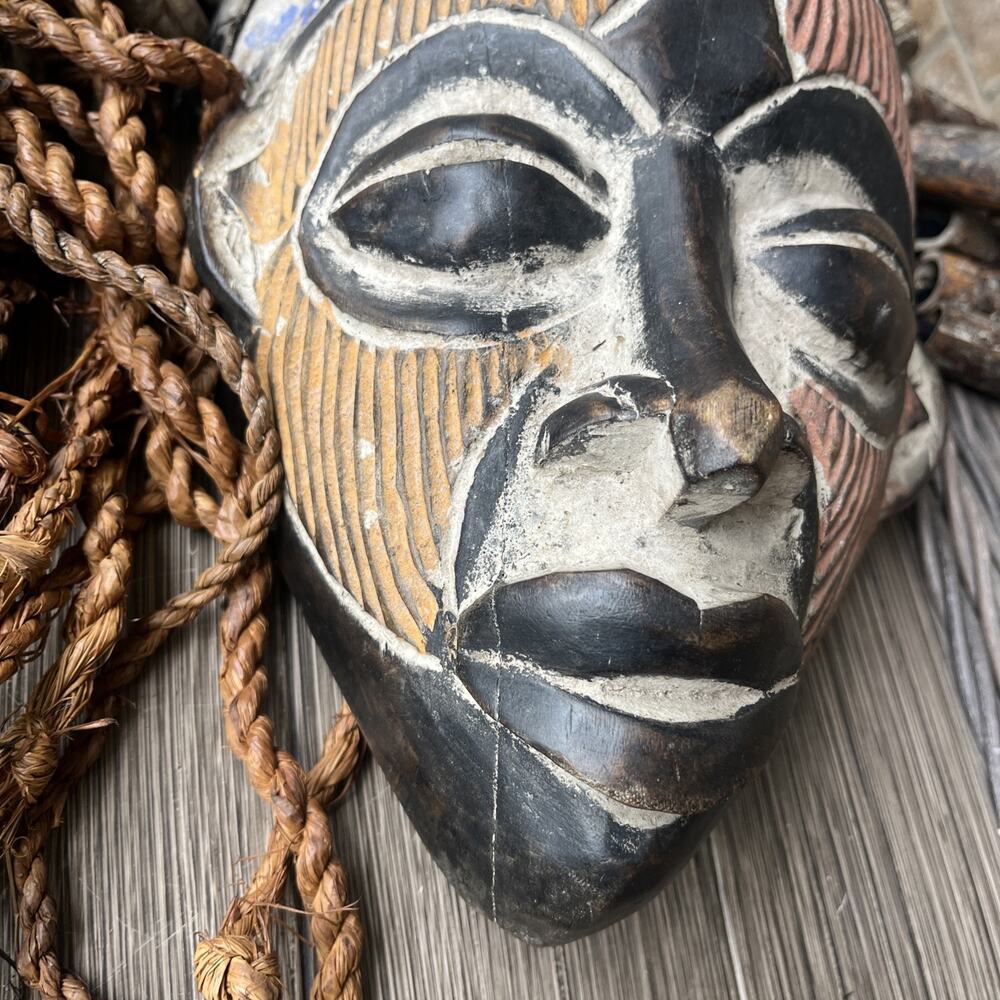 (2) Multicolor African Chokwe Legacy Tribal Mask Vintage - Picture 7 of 15
